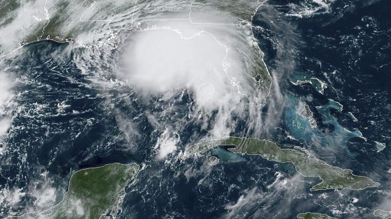 États-Unis : une nouvelle tempête tropicale menace le Golfe du Mexique après les inondations meurtrières de juillet
