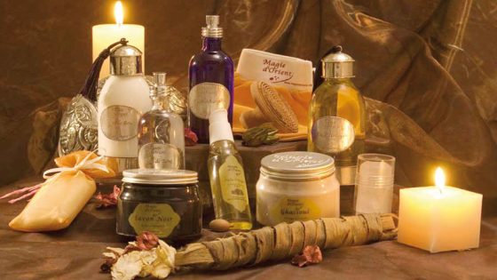 Rituels de beauté marocains revisités pour l’été 2025 : entre traditions ancestrales et soins naturels