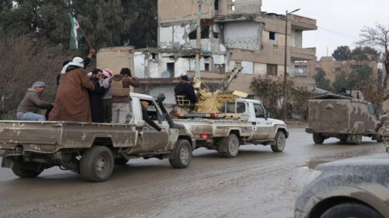 Syrie : le déploiement de l’armée dans le nord-est après un accord historique avec les forces kurdes