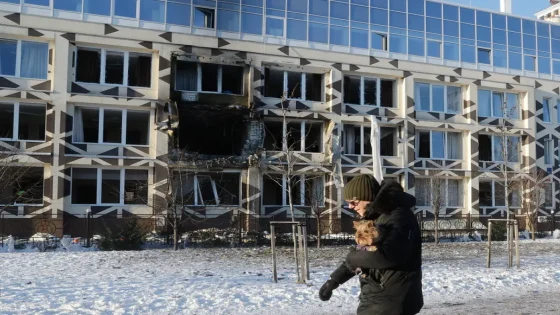 Ukraine : une clinique touchée par des frappes russes à Kiev