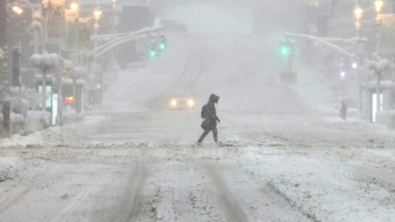 États-Unis : Une tempête de neige historique paralyse le nord-est du pays