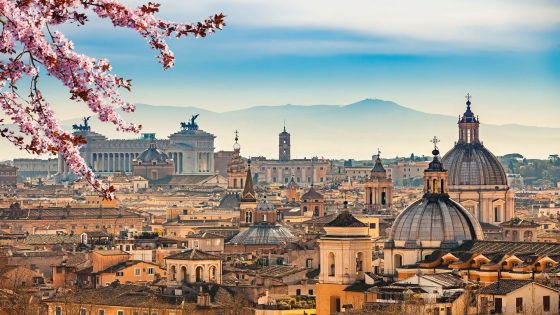 Italie : entre mythe du “dolce vita”, fractures politiques et quête d’équilibre démocratique