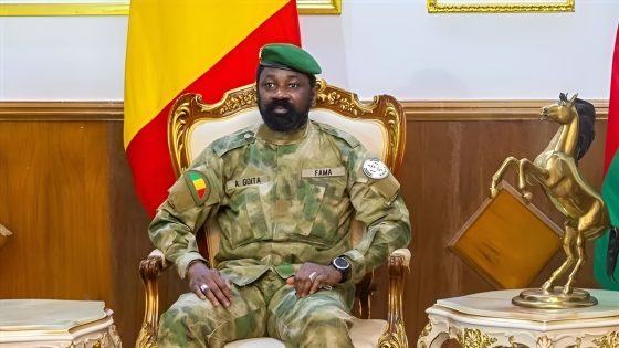 Mali : plusieurs villes ciblées par des attaques coordonnées de groupes djihadistes et rebelles