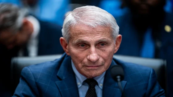 Covid-19 : une commission du Sénat américain vote une procédure pour outrage au Congrès contre Anthony Fauci