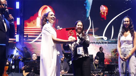 Tétouan : Asmaa Lamnawar et Karima Gouit clôturent en beauté le Festival « Voix de Femmes »