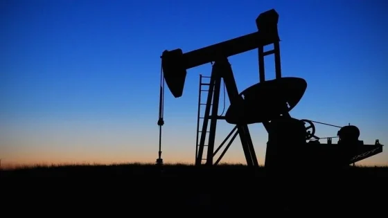 France : les prix des carburants poursuivent leur hausse sous l’effet des tensions pétrolières