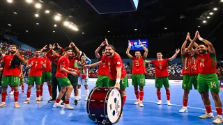 Les Lions de l’Atlas du futsal écrasent l’Égypte 6-0 : le Maroc se rapproche d’un nouveau sacre africain