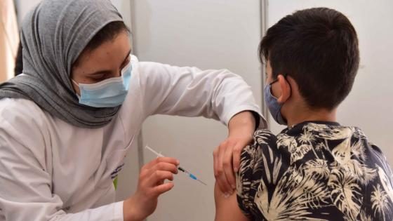 Le ministère de la Santé appelle les familles à compléter la vaccination des enfants : les vaccins sont disponibles gratuitement