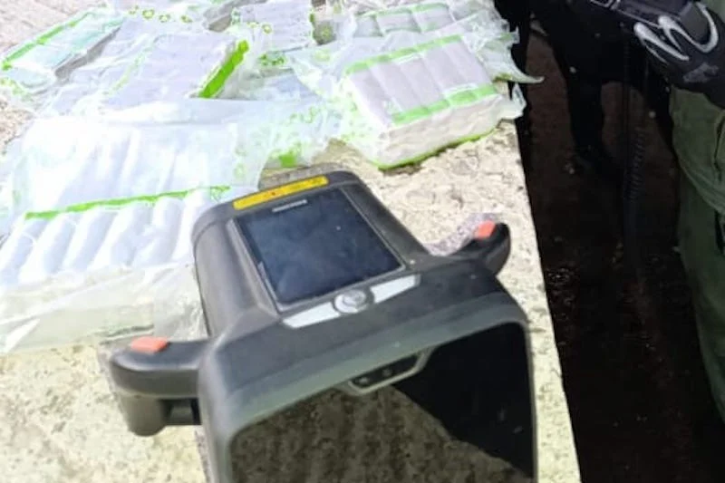 معدات متطورة تكشف مخدرات بباب سبتة ‬