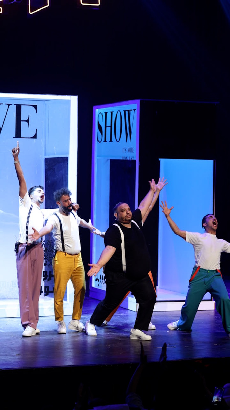 الزبير هلال يُحلق عاليًا بـ”الهروي شو