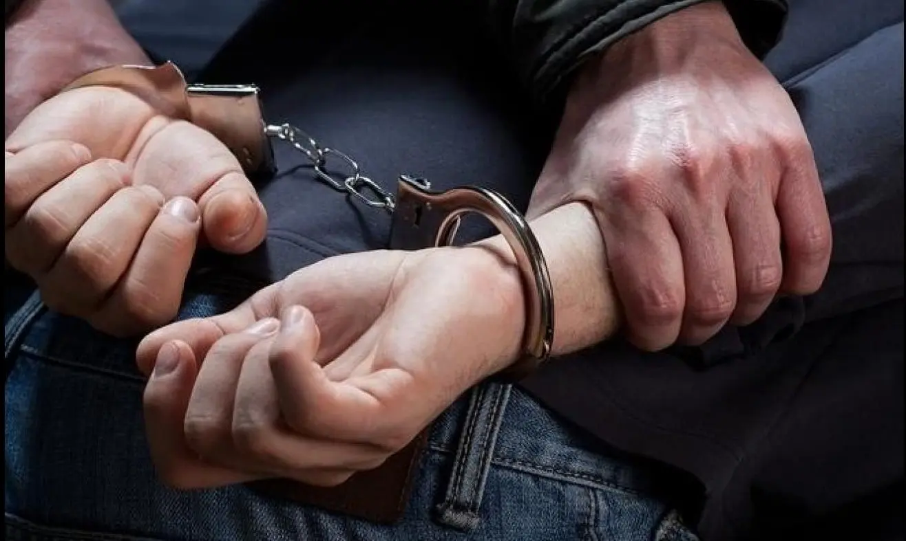 الدار البيضاء: توقيف نرويجي مبحوث عنه دوليًا بتهمة اختلاس 500 مليون كرونة