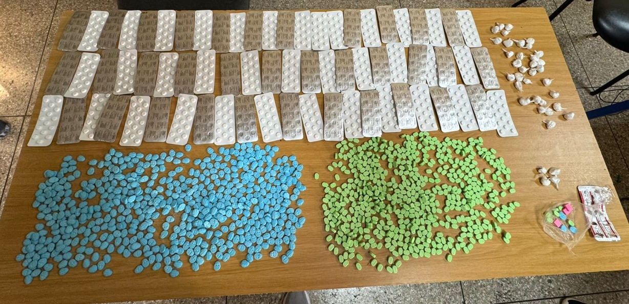 الشرطة القضائية توقف شخصين بالدار البيضاء بحوزتهما أكثر من 2200 قرص مهلوس وكوكايين