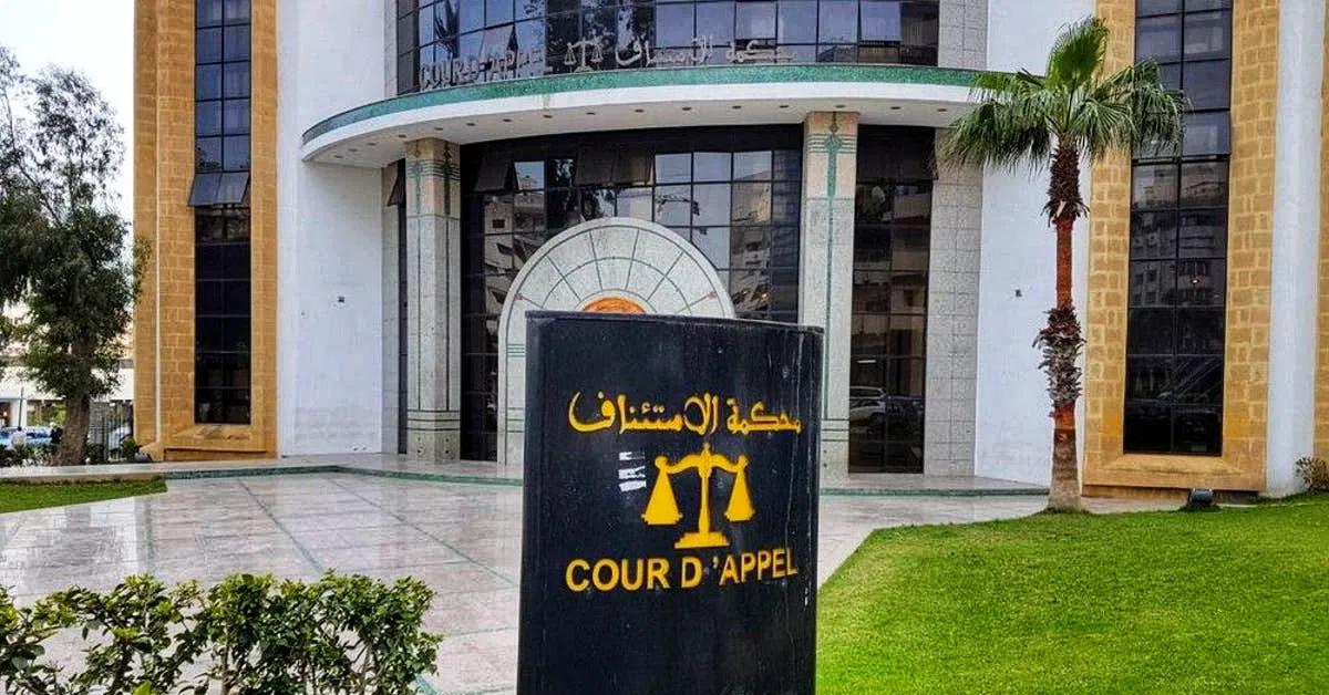 بعد مقتل تلميذ أمام مدرسته بطنجة: المحكمة توزع 54 سنة سجنا على الجناة