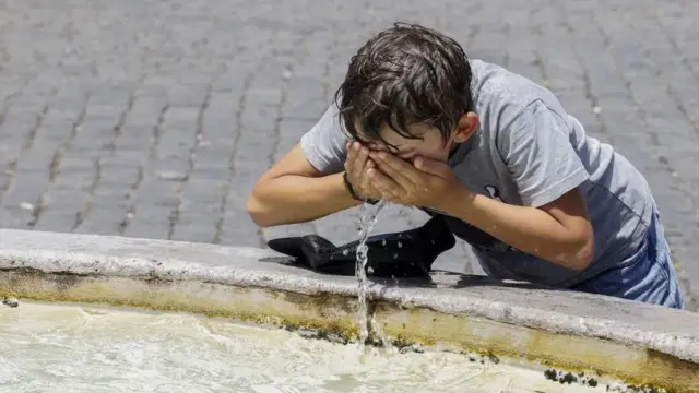 كيف تواجه حرارة الصيف وتحافظ على طاقتك؟ نصائح بسيطة لحياة أفضل