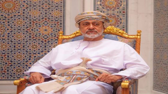 السلطان هيثم بن طارق يُشيد بنية بريطانيا الاعتراف بدولة فلسطين