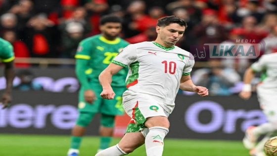 إبراهيم دياز يشكر الملك والجماهير بعد الاستقبال الملكي للأسود