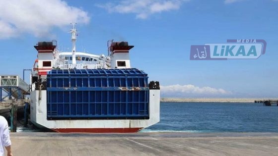 استئناف جزئي للملاحة بميناء الجزيرة الخضراء بعد توقف بسبب سوء الطقس