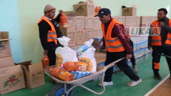 السلطات المحلية بالزمامرة تشرف على توزيع المساعدات الغذائية الرمضانية لعملية رمضان 1447ه‍