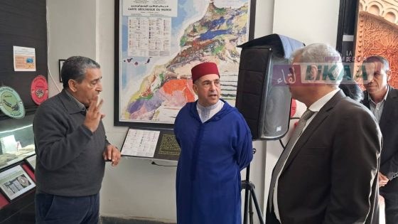 والي جهة سوس-ماسة يزور متحف الجيولوجيا بأنزا ويؤكد على تثمين آثار الديناصورات