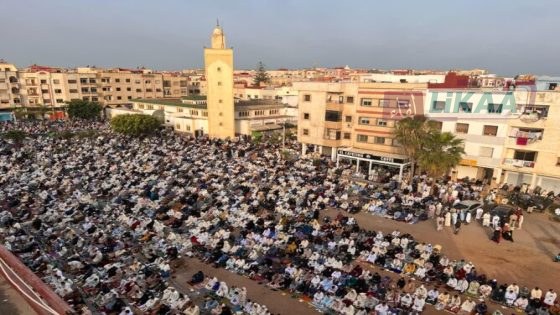 المغاربة يحتفلون بعيد الفطر ويؤدون صلاة العيد في أجواء روحانية بمختلف مدن المملكة