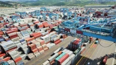 ميناء طنجة المتوسط يتوقع ارتفاع حركة السفن بعد تحويل مسارات الشحن الدولي