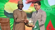 بوريطة يتسلم جائزة إفريقية تقديرًا لريادة المغرب في دعم السلم والحكامة