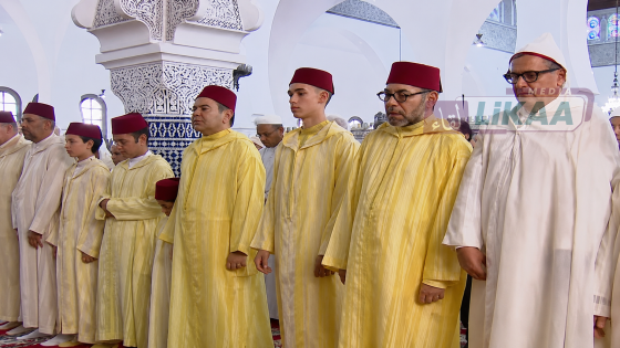 أمير المؤمنين يؤدي صلاة عيد الأضحى بمسجد أهل فاس بالرباط