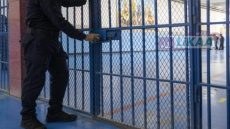 إدارة سجن سوق الأربعاء تنفي تعرض سجين لسوء المعاملة أو الحرمان من التطبيب والتغذية