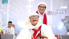 حلم الحج يتحقق لمسنة مغربية وسط تسهيلات مبادرة “طريق مكة”
