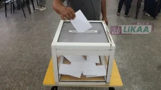 الجزائريون يتوجهون إلى صناديق الاقتراع لانتخاب أعضاء المجلس الشعبي الوطني