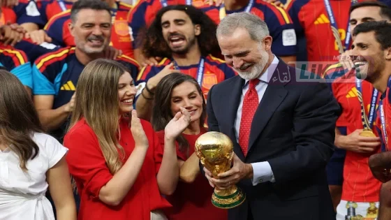 الملك محمد السادس يهنئ العاهل الإسباني بتتويج إسبانيا بكأس العالم 2026