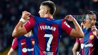 أتلتيكو مدريد ينافس باريس سان جيرمان على ضم فيران توريس