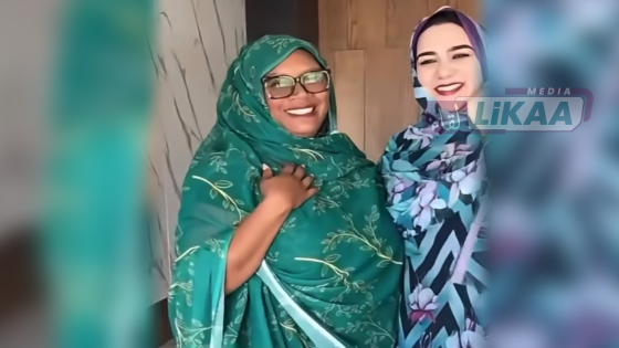 الداخلة: “مديرة “دار أمريكا” ترتدي الملحفة الحسانية في زيارة للداخلة كرسالة تقدير للتراث الصحراوي”