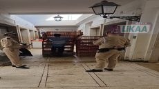 سلطات حي كريمة توقف نشاط محل لتجهيز الدجاج بسوق الصالحين بسبب شبهات تتعلق بشروط السلامة الصحية