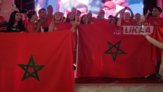 الجالية المغربية في بكين تحوّل الليل إلى احتفال بعد تأهل “أسود الأطلس” إلى ربع النهائي