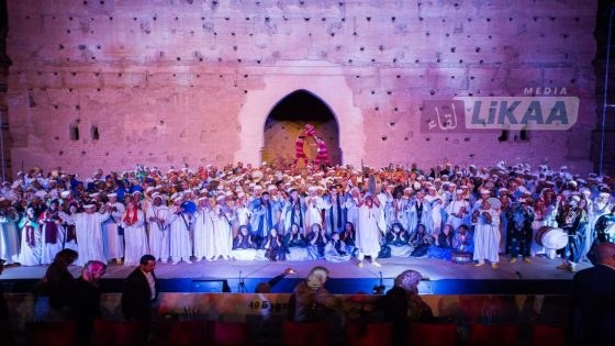 انطلاق الدورة الـ55 للمهرجان الوطني للفنون الشعبية بمراكش في أجواء احتفالية مبهرة