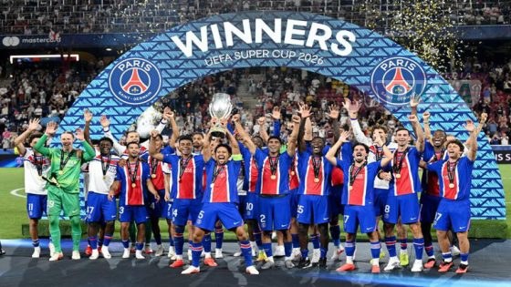 باريس سان جيرمان يحتفظ بكأس السوبر الأوروبية بعد الفوز على أستون فيلا