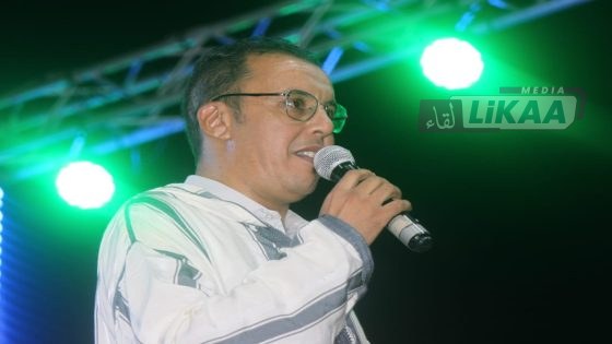 عبد الرحمن الرامي.. صوتٌ يصنع من المنصة حكاية ومن الفعاليات لحظات لا تُنسى