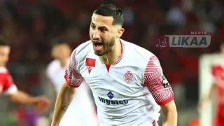 الوداد الرياضي يعلن عودة أيمن الحسوني بعقد يمتد لموسم واحد