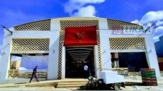 أزمة مالية تهدد خدمات سوق تجاري.. ديون الكهرباء تتراكم ومسؤولية 73 مستفيداً تثير الجدل