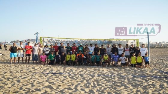 العرائش تتوج أبطال النسخة الخامسة من ماراثون الكرة الطائرة الشاطئية في «دورة سمير أقجيج»