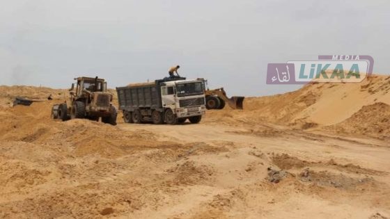 سيدي عبد السلام تحت الضغط.. حفر عميقة تعيد ملف نهب الرمال إلى الواجهة بتطوان