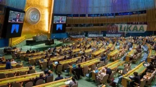بالأمم المتحدة.. تحذيرات من تجنيد الأطفال وتفاقم هشاشة الشباب في مخيمات تندوف